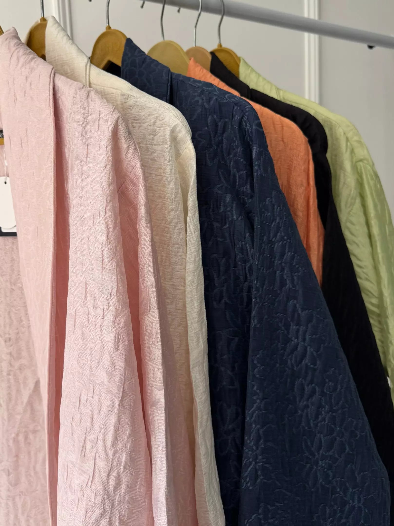 مانتو کتی مزونی گلبرگ